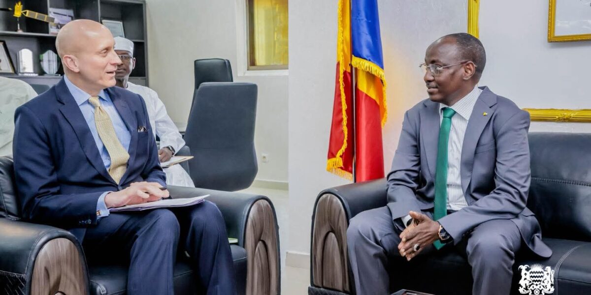 تشاد والولايات المتحدة تبحثان تعزيز التعاون الرقمي وتحضير بعثة إلى واشنطن وتسلم استراتيجية للأمن السيبراني