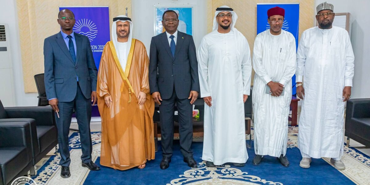 تشاد الإمارات | “مستشفى بـ21 مليار فرنك” يختصر الشراكة… والصحة على رأس أولويات التعاون
