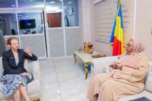 تشاد وبريطانيا تبحثان تعزيز التنسيق الإنساني… دعم متواصل وتحسين استهداف الفئات الهشة