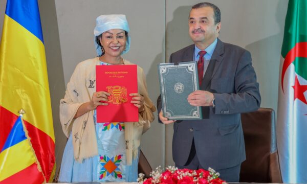 اتفاق تشادي جزائري في المحروقات… خطوة عملية لتعزيز التعاون الطاقي