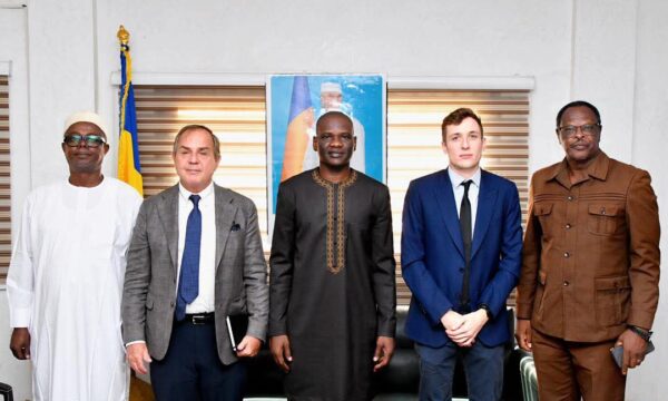 مدير جديد للشركة التشادية للسكر… هل تنجح القيادة الجديدة في إنعاش قطاع حيوي؟