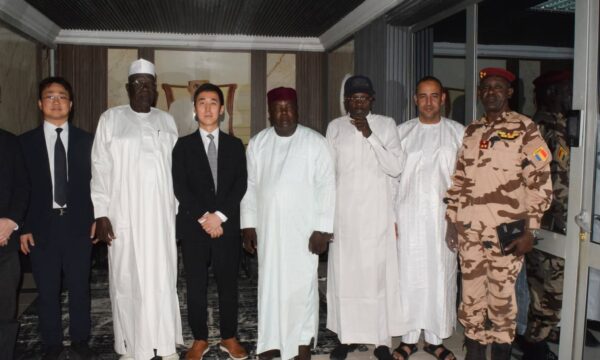 تشاد تعاون استراتيجي بين وزارة القوات المسلحة وشركة هيونداي