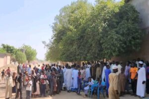 سكان ثلاثة أحياء في انجمينا يرفضون مزاعم ملكية نحو ألف قطعة أرض ويطالبون بتدخل السلطات