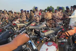 عملية أمنية واسعة في حي روما بأنجمينا تسفر عن توقيف 320 شخصاً وضبط مواد محظورة