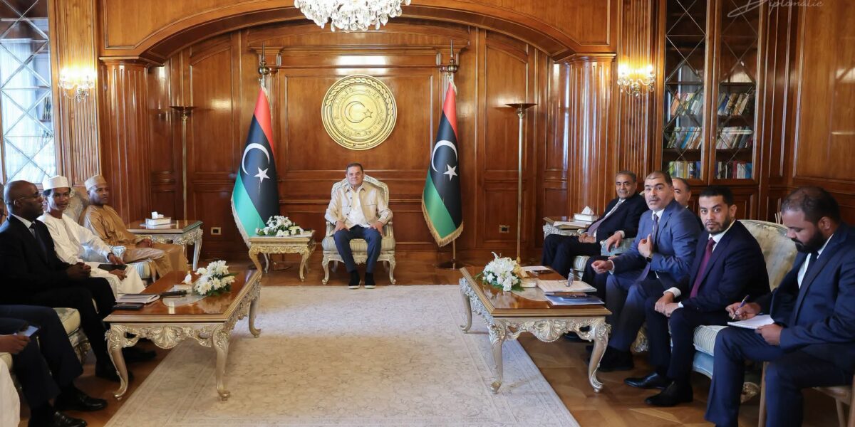 تشاد وليبيا تضعان أمن الحدود وملفات عالقة على طاولة التعاون بين أنجمينا وطرابلس<p dir="rtl"><br><!--/data/user/0/com.samsung.android.app.notes/files/clipdata/clipdata_bodytext_260820_173111_379.sdocx--></p>