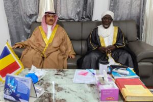 السفير السعودي الجديد يبدأ مهامه في تشاد بلقاء رئيس المجلس الإسلامي.. تأكيد على تعزيز التعاون الديني والثقافي